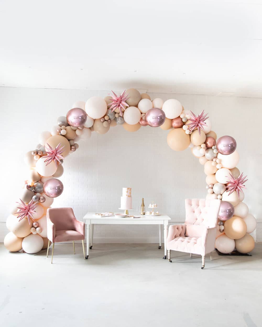 Ravishing Roses – Aeropole Arch | Purchase